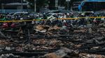Sisa-sisa Kebakaran Maut di Lapak Salemba Jakpus