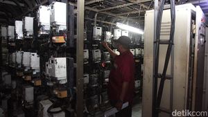 Target Penjualan Listrik PLN Naik 6,7 Persen pada 2025