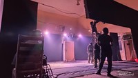 Di balik layar pementasan teater