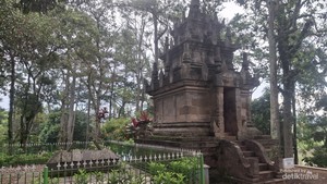 Bukan Jawa Tengah, Ini Candi Cangkuang dari Garut