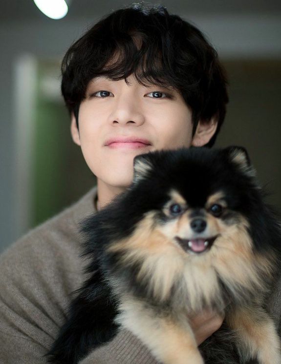 V BTS dan anjing peliharaannya Yeontan