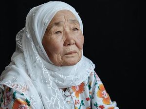 Surah An-Nur Ayat 60, Wanita Tua Tidak Wajib Berhijab