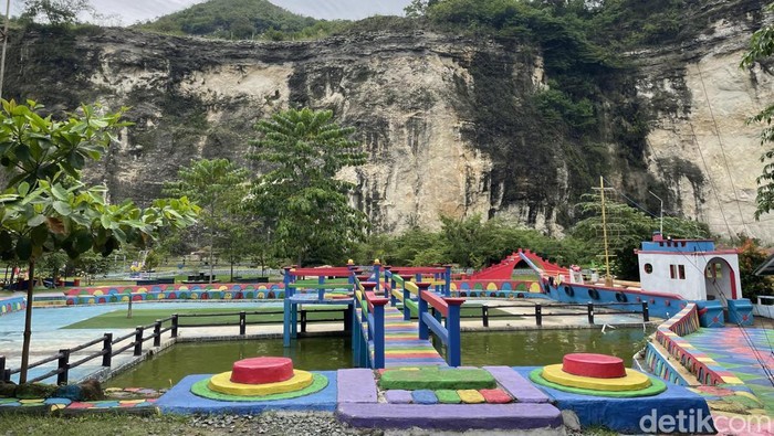 Goa Lalay di Klapanunggal, Bogor