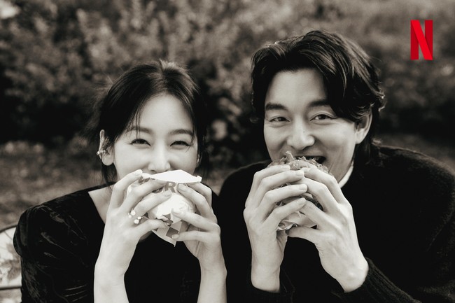 Tak sedikit penggemar yang mengharapkan adegan pernikahan Gong Yoo dan Seo Hyun Jin untuk kelanjutan season kedua The Trunk. Foto: dok. Netflix