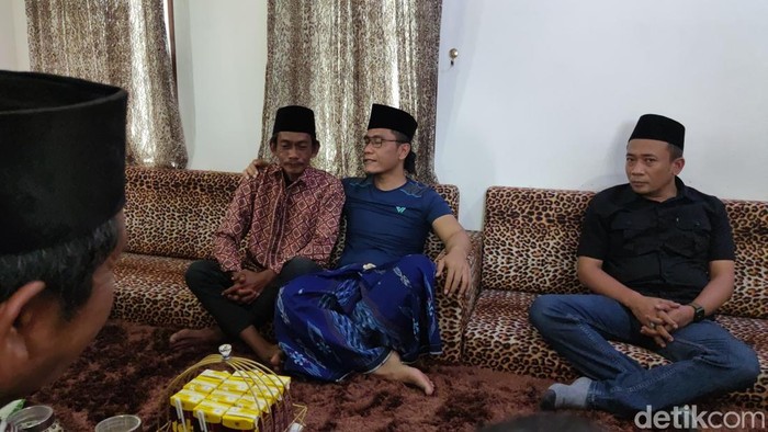 Gus Miftah dan Sunhaji bakul es teh viral diolok-olok di Ponpes Ora Aji Sleman, Rabu (4/12/2024).