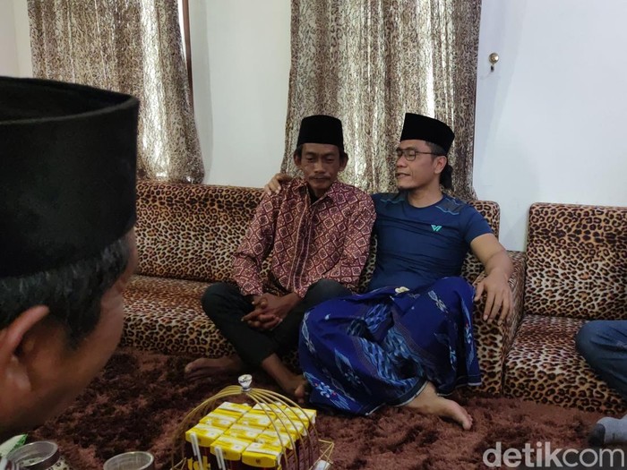 Gus Miftah dan Sunhaji bakul es teh viral diolok-olok di Ponpes Ora Aji Sleman, Rabu (4/12/2024).