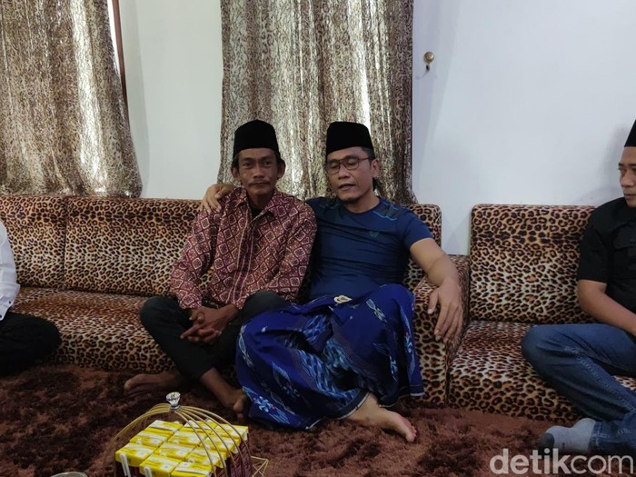 Gus Miftah dan Sunhaji bakul es teh viral diolok-olok di Ponpes Ora Aji Sleman, Rabu (4/12/2024).