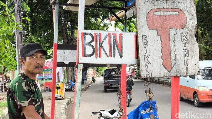 Hamid dan lapak duplikat kuncinya