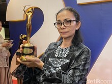 Tangis Haru Ibu soal Makam Melitha dan Melisha Sidabutar Masih Dikunjungi Fans