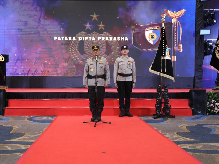 Inspektur Pengawasan Umum Polri, Komjen Dedi Prasetyo, meresmikan Pataka Dipta Prakasha Itwasum Polri.
