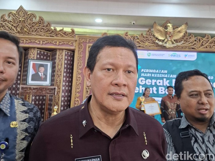 Kepala Dinas Kesehatan Sumsel Trisnawarman menyebut DBD merupakan salah satu penyakit yang harus diwaspadai di musim hujan.