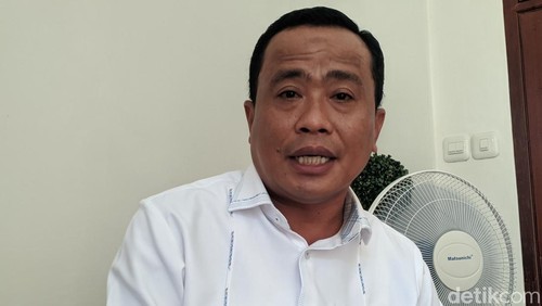 Kepala Kakanwil Kemenag NTB Zamroni Aziz, Rabu (4/12/2024). (Ahmad Viqi/detikBali).