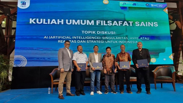 Kuliah filsafat sains di ITB