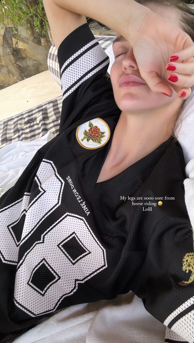 Selama di Bali, pasangan tersebut bermalam di sebuah resort mewah. Luna pun tak jarang memperlihatkan keindahan tempatnya menginap selagi memamerkan gaya liburannya. Foto: Dok. Instagram/TikTok Luna Bilj