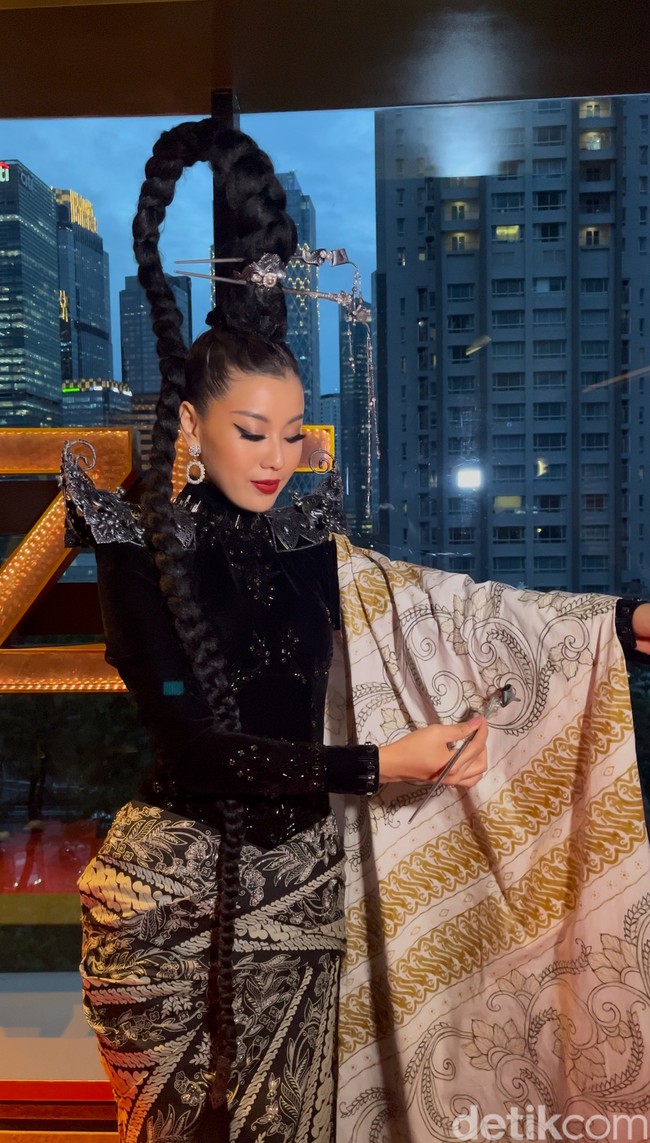 Siap bertanding dan menang intinya harus maksimal. Aku melihatnya sebagai tantangan masing-masing dan Miss Charm punya sistem voting, karena Pageant Lovers Indoneaia luar biasa. Tidak berbayar dan saya sangat berterima kasih, jelasnya. Foto: Dok. Gresnia/Wolipop.