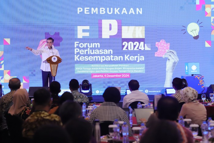 Menteri Ketenagakerjaan Yassierli membuka Kick Off Meeting Kolaborasi Pendampingan dan Pemberdayaan Tenaga Kerja Mandiri (TKM) di Jakarta.