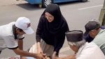 Momen Clara Shinta Borong Singkong hingga Makan di Resto Hot Pot