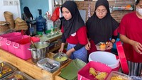 Menu yang ditawarkan Monica Kitchen ada 2 yang menjadi andalan. Yaitu Nasi Bogana Tegal dan Nasi Ayam Semarang. Foto: detikFood/Yenny Mustika Sari