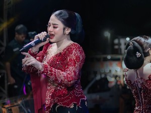 Profil Niken Salindry yang Sikapnya ke Penjual Es Teh Disanjung Netizen