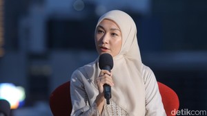 Guzelya Marisova cerita judul Story of the Stolen Homes mengisahkan rumah atau tanah Palestina yang dirampas oleh Israel selama puluhan tahun.