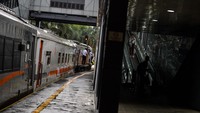 Jumlah penumpang kereta yang berangkat pada Oktober 2024 naik dibanding September 2024.
