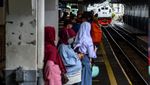 Potret Meningkatnya Keberangkatan Kereta Api