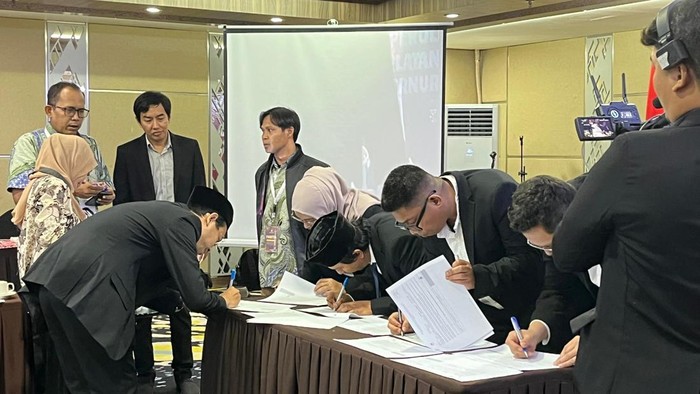 Rekapitulasi suara yang dilakukan KPU Jaksel (Diah Puspaningrum/detikcom)