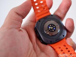 Wujud Gahar Samsung Galaxy Watch Ultra Harga Rp 9 Juta