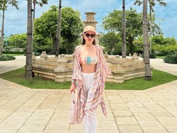 8 Gaya Shandy Aulia Liburan di Bali, Pamer Punggung dan Perut Rata