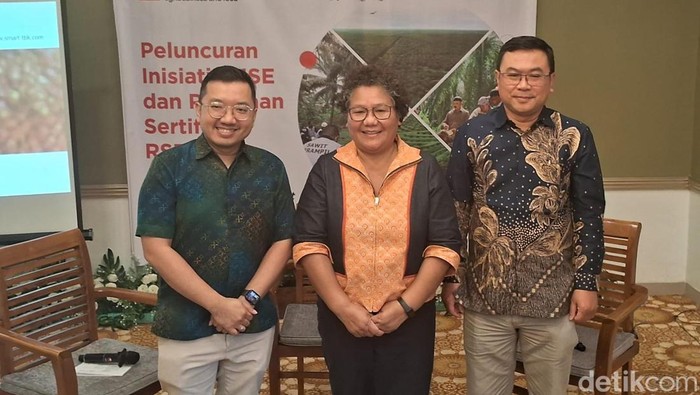 Sinarmas Dorong 250 Petani Sawit Swadaya Peroleh RSPO