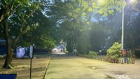 Sedangkan untuk biaya parkir dibayar terpisah dengan tarif Rp 2.000. Bagi traveler yang mencari destinasi wisata murah meriah dengan suasana asri, Situ Cipule bisa menjadi pilihan menarik. (Asti Azhari/detikTravel)