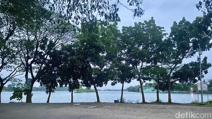 Situ Cipule, Karawang, Jabar Situ Cipule, Karawang, Jabar