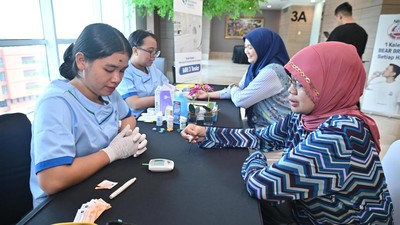 Antusias Warga Ikut Cek Kesehatan Gratis
