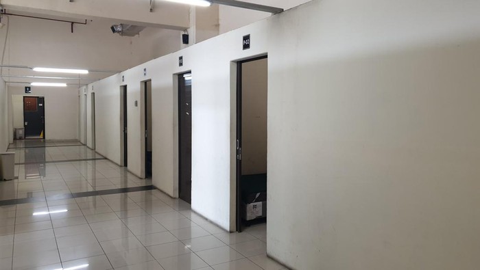 Area Kamar Perempuan di Penginapan Terminal Pulo Gebang, Jakarta Timur