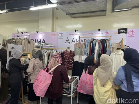Brand AmareStola banting harga di bazar GlamLocal.