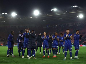 Fans Chelsea Dua Tahun Menderita, Kini Mulai Bernyanyi Riang