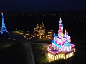 Pesta Kembang Api Disiapkan untuk Malam Tahun Baru di Purwakarta