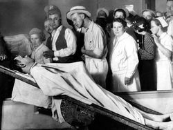 Foto Jadul Punya Cerita Aneh hingga Menyeramkan