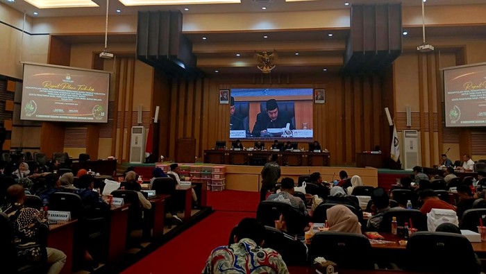 Hasil Rekapitulasi KPU: Sanusi-Lathifah Unggul