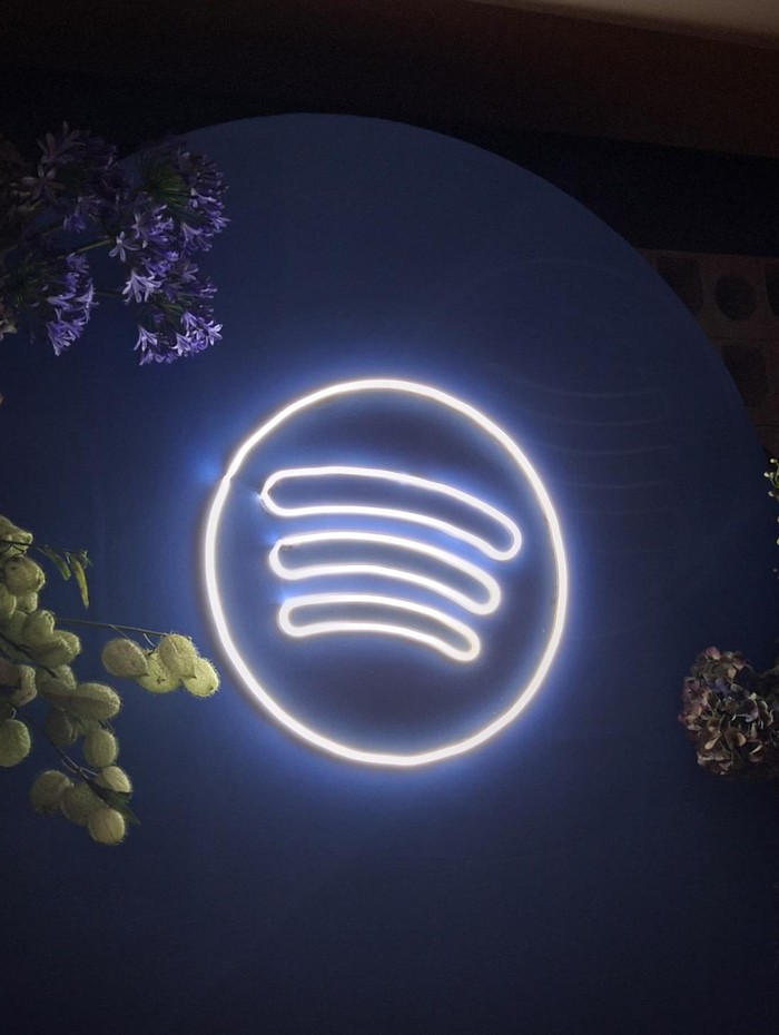 Ilustrasi Spotify Ilustrasi Spotify
