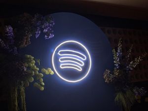Fitur Spotify Beta Bisa Bikin Playlist Pakai AI Prompts
