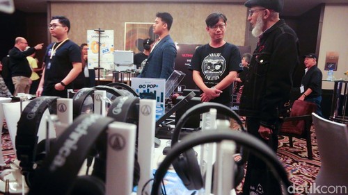 High End Audio Club (IHEAC) Audio Video Show 2024 kembali hadir di Fairmont, Jakarta. Pameran ini pun digelar di dalam kamar hotel.