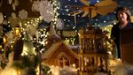 Intip Pembuatan Replika Desa dari Kue Jahe untuk Sambut Natal di Hungaria