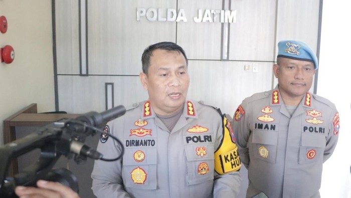 Kabidhumas Polda Jatim Kombes Dirmanto