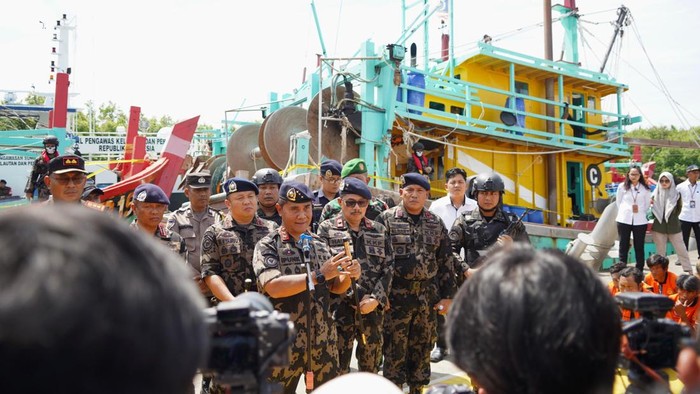 Kapal maling ikan asal Malaysia ditangkap