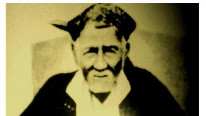 KH Hasan Besari