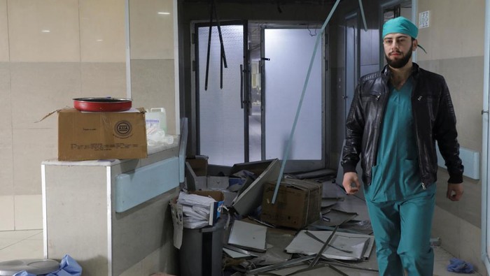 A view shows a room inside the Aleppo University Hospital that is damaged by strikes, after rebels have staged a whirlwind advance over the past week, seizing Aleppo and much of the surrounding countryside, in Syria, December 4, 2024. REUTERS/Mahmoud Hasano