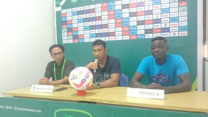 Konferensi pers jelang pertandingan Persela Lamongan vs Persipura Jayapura