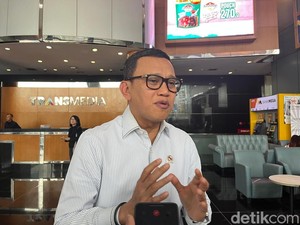 Menteri PPMI Ungkap 5,4 Juta PMI Ilegal Kebanyakan Tak Punya Skill