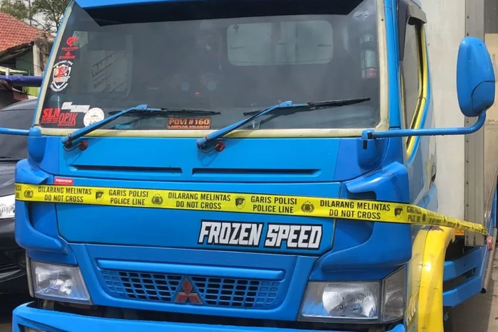 Mobil truk berisi ikan salem yang dirampas pelaku dari korban di Pelabuhan Muara Angke Jakarta Utara (ANTARA/HO-Polsek Kawasan Muara Baru)